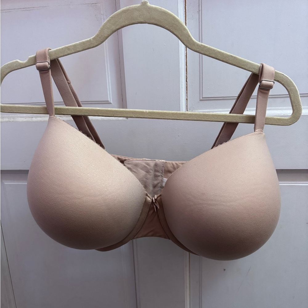 Seamless Tan Bra